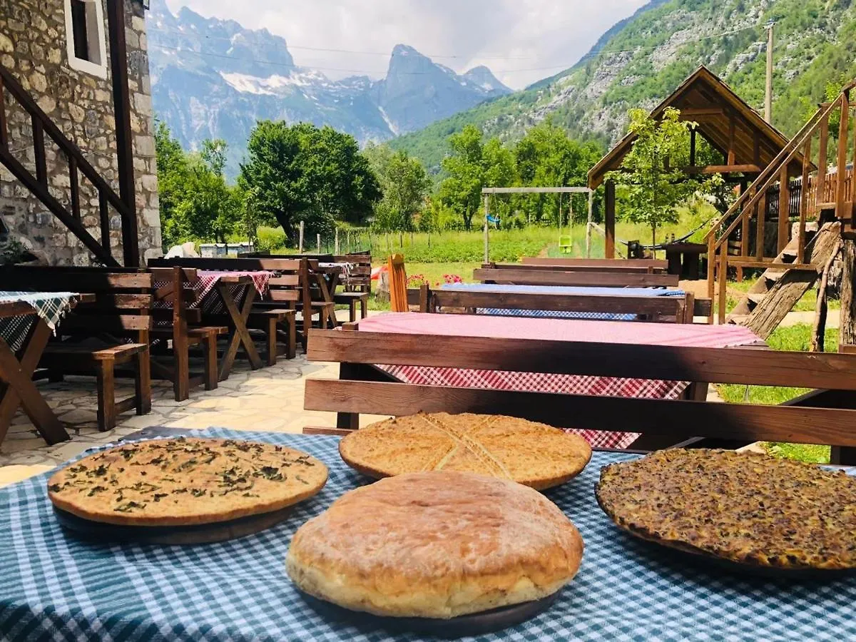 Shpella Guesthouse Theth Albania