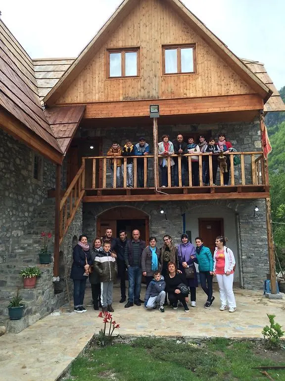 Affittacamere Shpella Guesthouse Theth